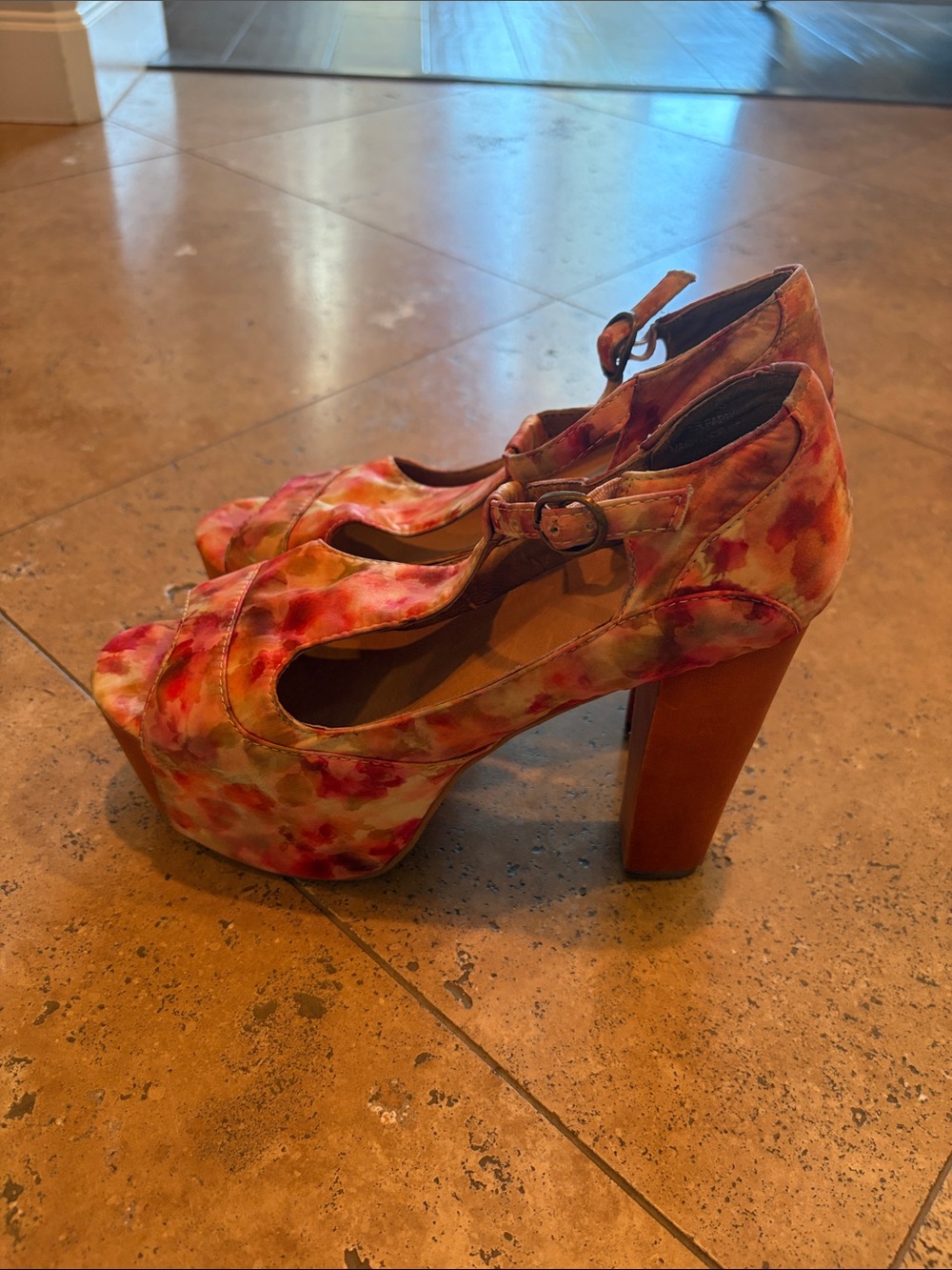 Jeffrey Campbell x UO Floral Watercolor Block Heel Peep Toe Sz 7